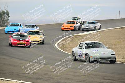 media/Jan-26-2025-CalClub SCCA (Sun) [[cfcea7df88]]/Group 4/Race/